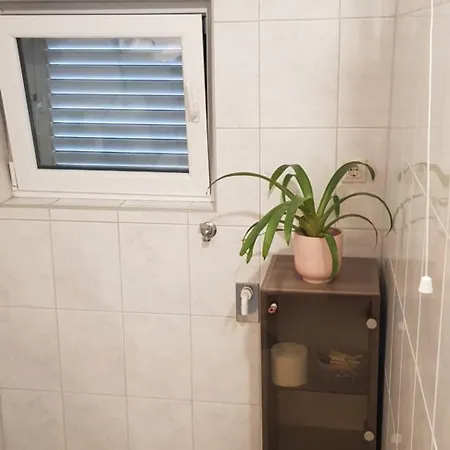 Διαμέρισμα Glavanci 600m From The Sea By Ta Leut Agency *